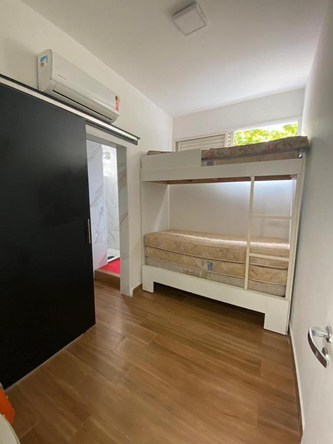 Apartamento Guaruja Pitangueiras 50 Metros Da Praia. Buitenkant foto