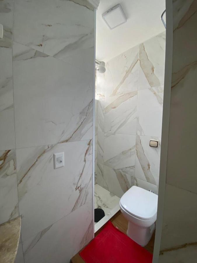 Apartamento Guaruja Pitangueiras 50 Metros Da Praia. Buitenkant foto
